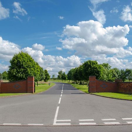 The Chase Golf & Country Club Ξενοδοχείο Penkridge Εξωτερικό φωτογραφία